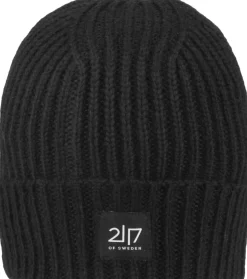 2117 pipo Hemse musta