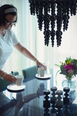 Aarikka Prinssi kynttilänjalka musta