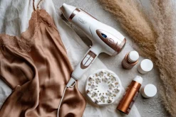 Adler hiustenkuivain 2200 W