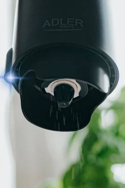 Adler suola- ja pippurimylly elektroninen musta