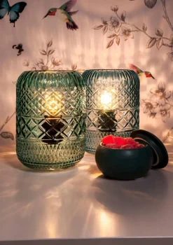 Aneta Lighting pöytävalaisin Minna vihreä