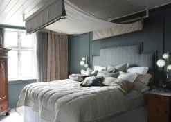 Aneta Lighting seinävalaisin Molekyl mattamessinki