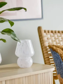 Bloomingville maljakko Halim valkoinen