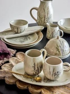 Bloomingville tarjoiluastia Bea