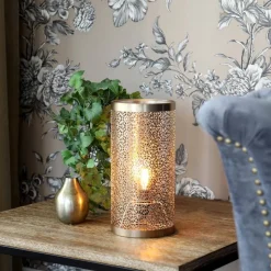 By Rydéns Hermine pöytävalaisin mattamessinki