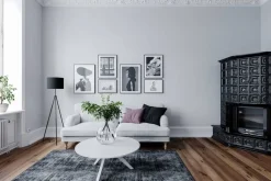 By Rydéns lattiavalaisin Rina musta