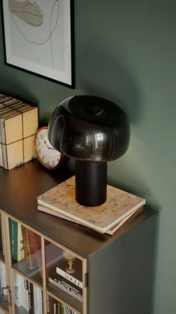 By Rydéns pöytävalaisin Lean on Me musta