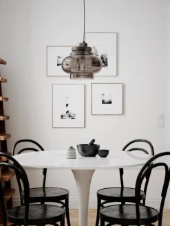 By Rydéns riippuvalaisin Dolores 30 savunharmaa