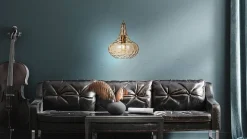 Design by Grönlund Meukow kattovalaisin shampanjalasi