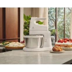 Electrolux monitoimivatkain ESM4W 500-sarja