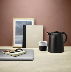 Eva Solo Thimble termoskaadin 1,0 l musta