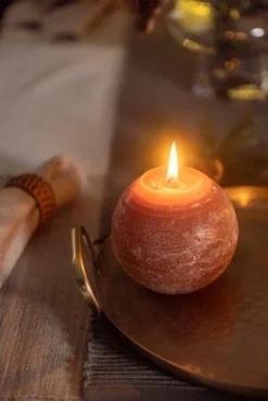 Fanni K Home pallokynttilä Rustiikki 12 cm cashew