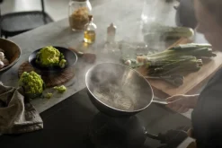 Fiskars All Steel pure wokkipannu 28 cm, pinnoittamaton