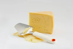 Fiskars Functional Form Juustohöylä kovalle juustolle