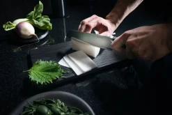 Fiskars Taiten santokuveitsi 16 cm