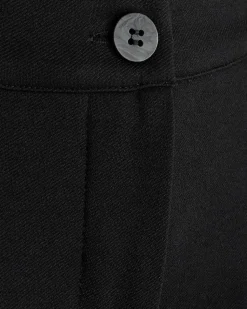 Freequent housut Nanni