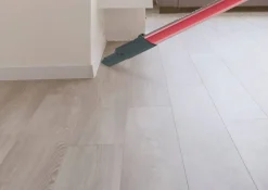 Hoover varsi-imuri Home HF522STH punainen