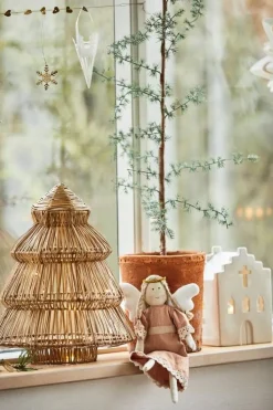 IB Laursen talolyhty kirkko Stillenat valkoinen