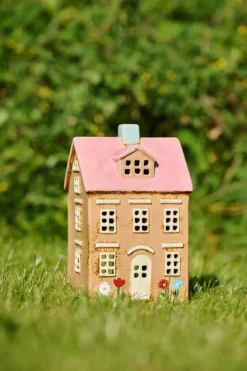 IB Laursen talolyhty Nyhavn kukat ja vaaleanpunainen katto