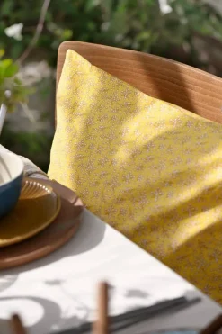 IB Laursen tyynynpäällinen Andrea keltainen kukat valkoinen