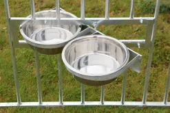 Jämpti kääntyvä kuppiteline kalteritarhaan, 2 x 2,8 L