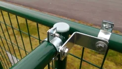 Jämpti väliseinäkiinnikesarja Pro-tarhaan 2 kpl