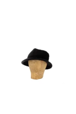 KN Kati Niemi hattu Gang Angora