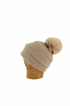 KN Kati Niemi hattu Iisa