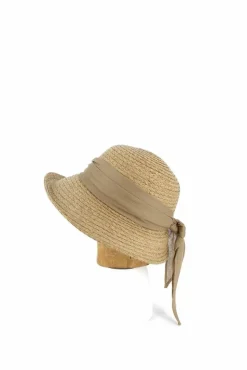 KN Kati Niemi hattu Vanessa