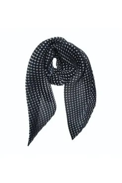 Lasessor huivi Milka