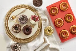 Lekue donitsivuoka 6 kpl silikonia punainen