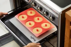 Lekue donitsivuoka 6 kpl silikonia punainen