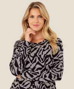 Masai trikoopaita MaBadisna