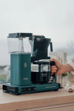 Moccamaster kahvinkeitin Optio The color of the year