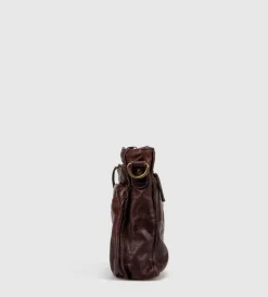 Montana laukku Alpha Crossbody Brown