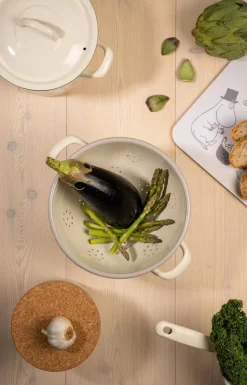 Muumi emalilävikkö Bon Appétit 20 cm