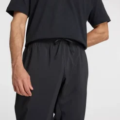 New Balance treenihousut Sport Essentials Woven Jogger