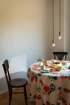 Pentik pöytäliina Huvila 145x250 cm v.oranssi