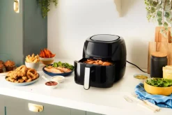 Russell Hobbs kiertoilmakypsennin Airfryer SatisFry Medium 4L 27160-56