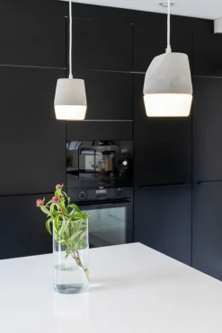 Sessak design-riippuvalaisin Louhi betoni