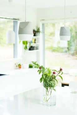 Sessak design-riippuvalaisin Louhi betoni