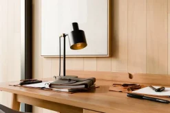 Sessak pöytävalaisin Cassius musta