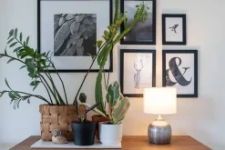 Sessak pöytävalaisin Evelyn hopea/valkoinen