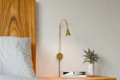 Sessak seinävalaisin Amara antiikkimessinki