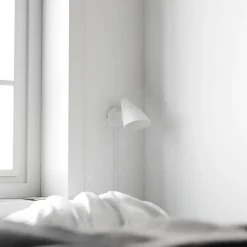 Sessak seinävalaisin Orion valkoinen