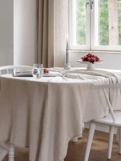 Svanefors pöytäliina Julie 145x280 cm l.valkoinen