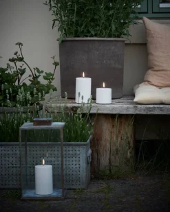 Uyuni LED-kynttilä ulkokäyttöön 7,8x17,8 cm White