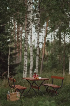 Varax istuinryhmä Rasta Viking,  mustalla rungolla