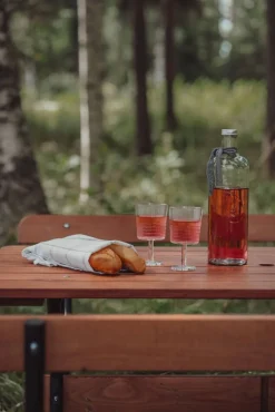 Varax istuinryhmä Rasta Viking,  mustalla rungolla