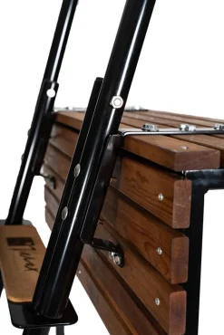 Varax laituritikas 420 ylösnostettava, musta